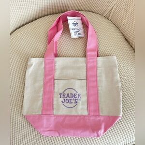 BRAND NEW PASTEL PINK TRADER JOES TOTE BAG🌸